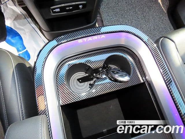 Hyundai Staria 2024 — Фото 14/20