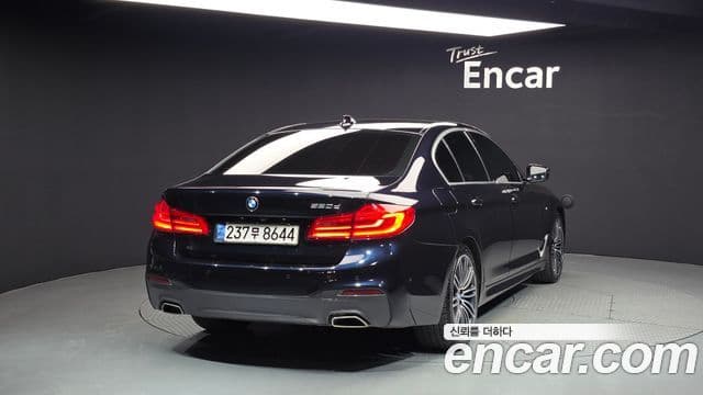 BMW 5 Series 2020 — Şəkil 2/20