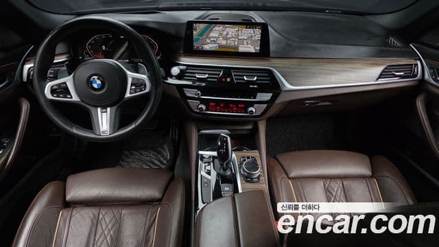 BMW 5 Series 2020 — Şəkil 7/20