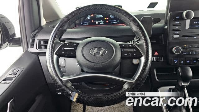 Hyundai Staria 2021 — Фото 14/20