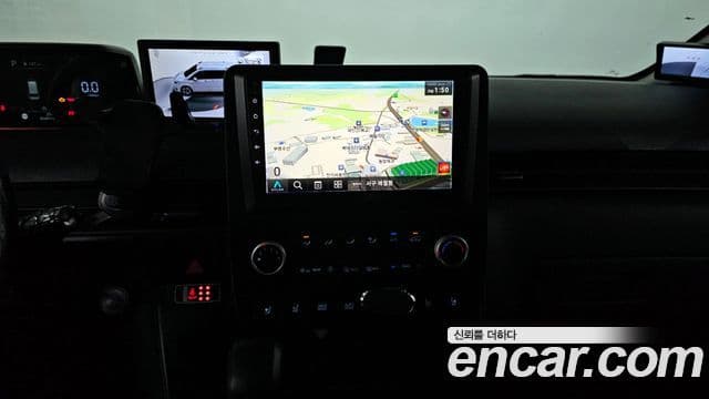 Hyundai Staria 2021 — Фото 15/20