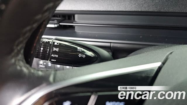 Hyundai Staria 2021 — Фото 18/20