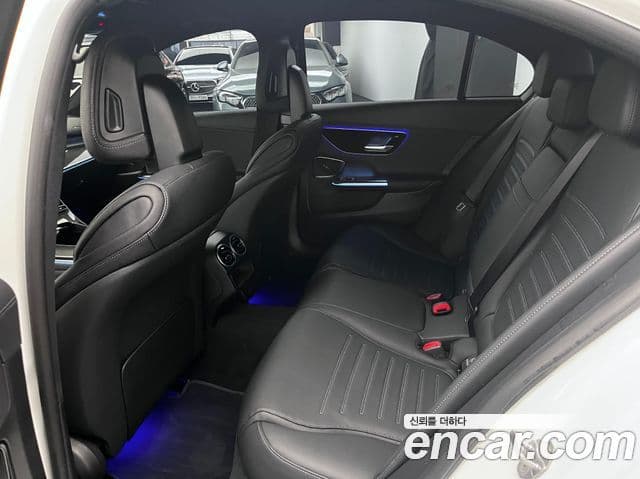 Mercedes-Benz C-Class 2022 — фото 10 из 20