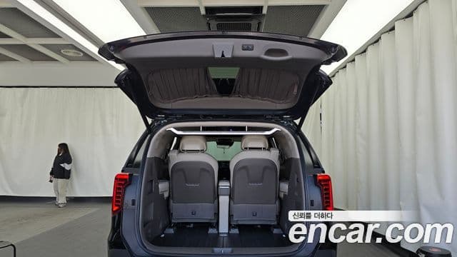 Kia Carnival 2024 — Фото 20/20
