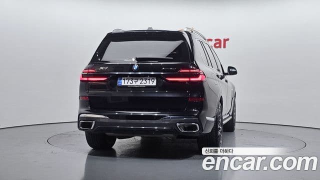 BMW X7 2025 — Photo 18/20