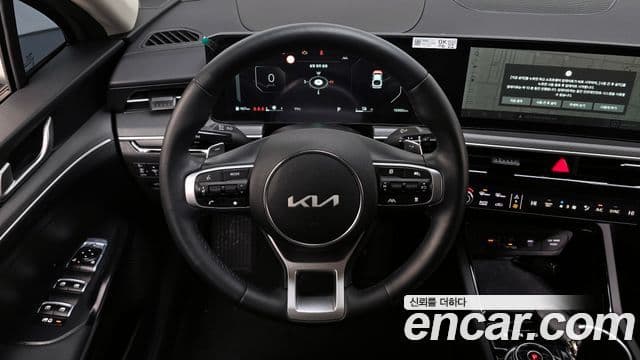 Kia K5 2025 — ფოტო 13/20