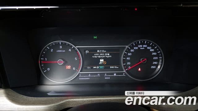 Kia Sorento 2020 — Фото 8/20