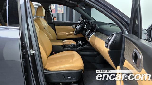 Kia Sorento 2020 — Фото 11/20
