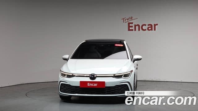 Volkswagen Golf 2023 — ფოტო 3/20