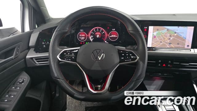 Volkswagen Golf 2023 — фото 13 из 20