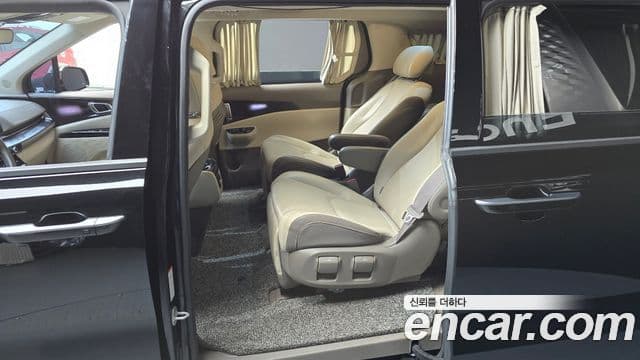 Kia Carnival 2021 — Şəkil 11/20