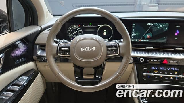 Kia Carnival 2021 — Şəkil 13/20