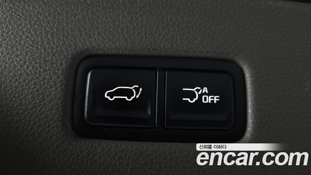 Kia Carnival 2021 — Şəkil 19/20