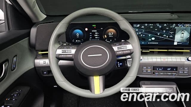Hyundai Kona 2023 — Фото 13/20