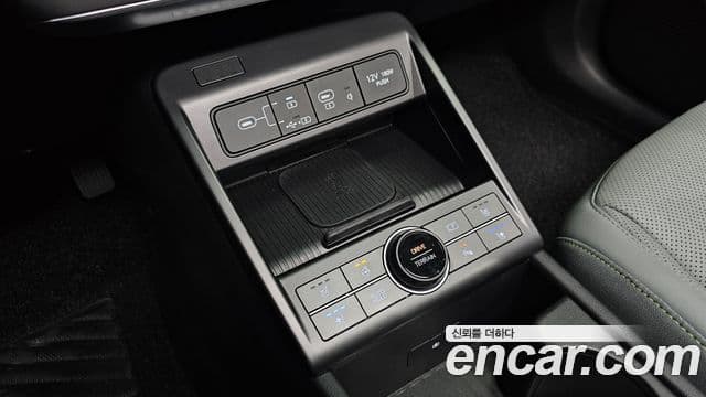 Hyundai Kona 2023 — Фото 16/20