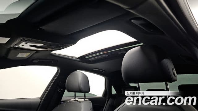 Audi A4 2021 — ფოტო 4/20