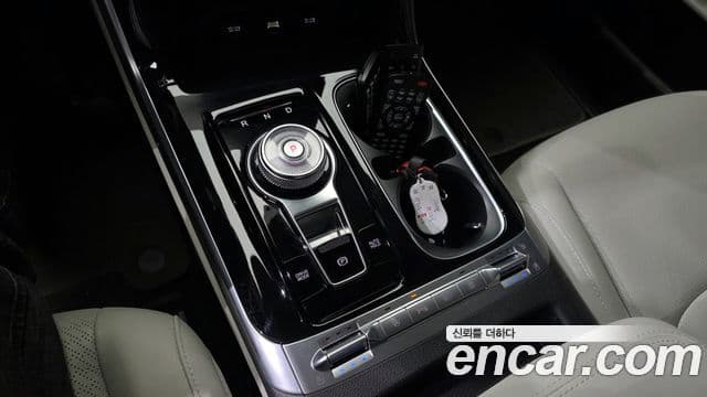 Kia Carnival 2021 — Фото 9/20