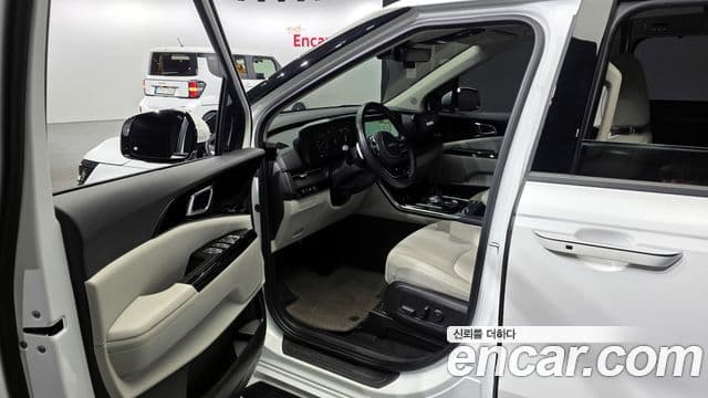 Kia Carnival 2021 — Фото 10/20