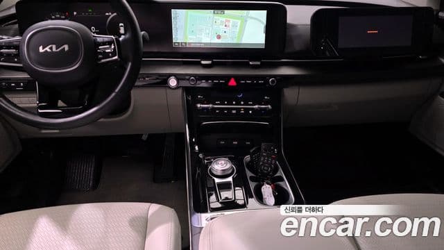 Kia Carnival 2021 — Фото 19/20