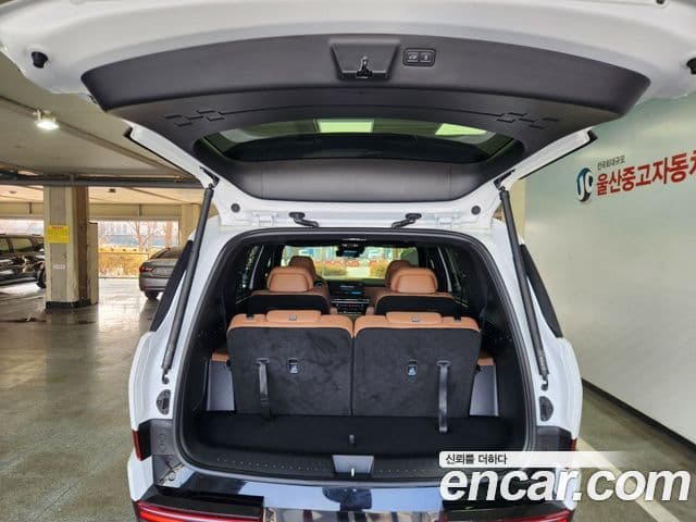 Hyundai Santa Fe 2023 — Şəkil 11/20