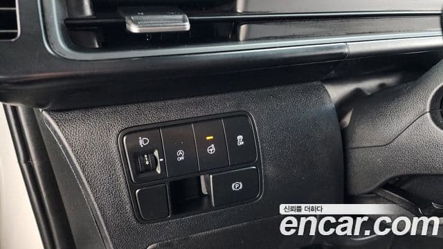 Hyundai Staria 2022 — Şəkil 18/20