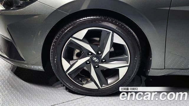 Hyundai Avante 2020 — ფოტო 5/20