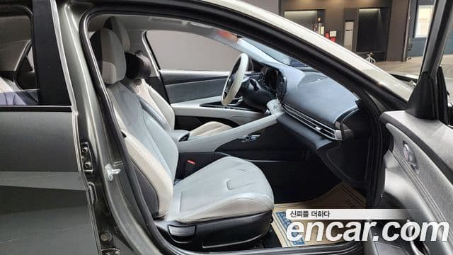 Hyundai Avante 2020 — ფოტო 10/20