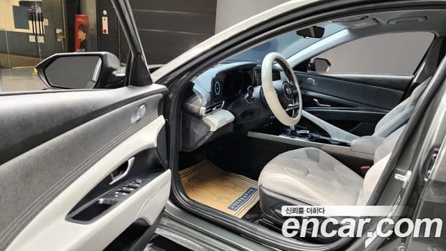 Hyundai Avante 2020 — ფოტო 11/20