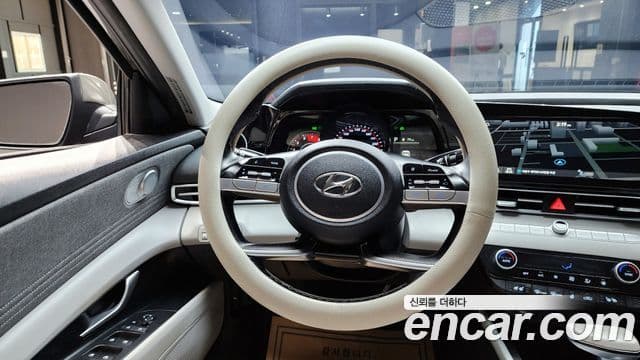 Hyundai Avante 2020 — ფოტო 14/20
