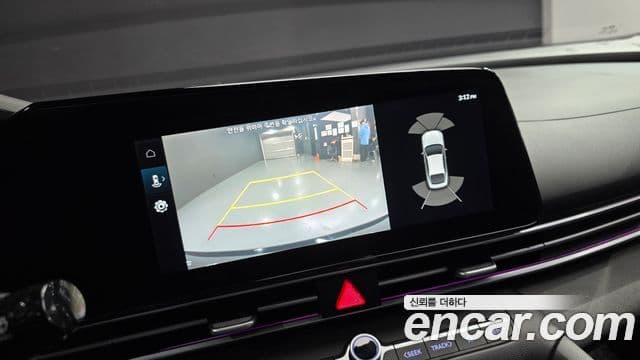 Hyundai The New Avante Hybrid 2021 — ფოტო 8/20