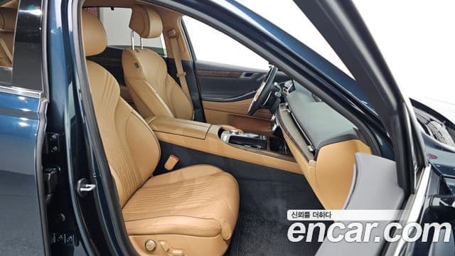 Genesis G80 2022 — Şəkil 13/20