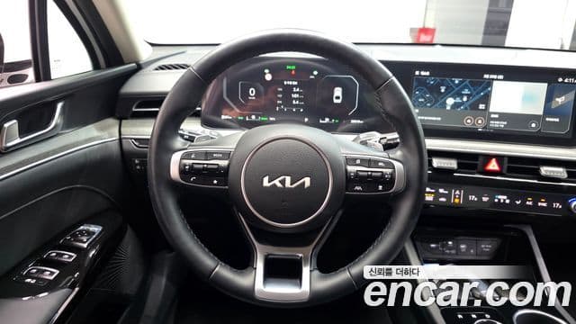 Kia K5 2024 — ფოტო 13/20