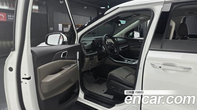 Kia Carnival 2024 — Фото 11/20