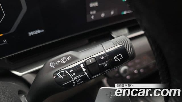 Kia Carnival 2024 — Фото 17/20