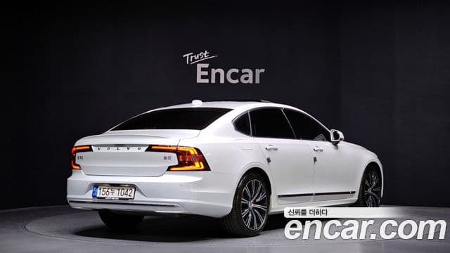 Volvo S90 2021 — ფოტო 1/20