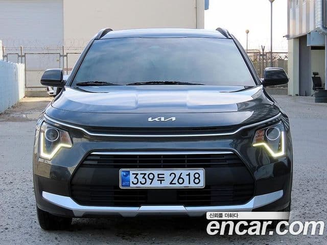 Kia Niro 2022 — Фото 9/20