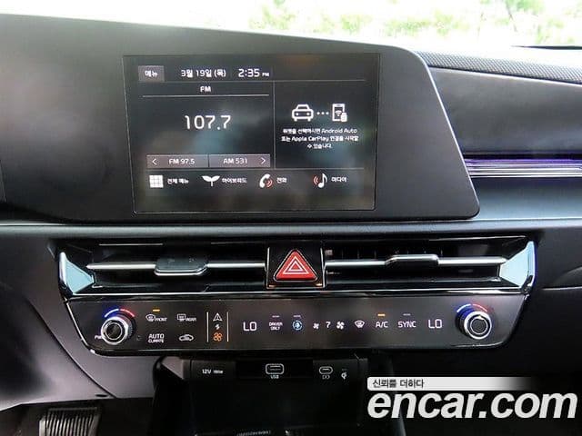 Kia Niro 2022 — Фото 13/20