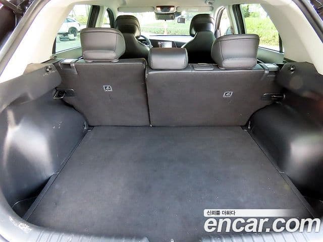 Kia Niro 2022 — Фото 18/20