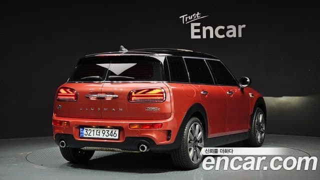 Mini Cooper S Clubman 2020 — ფოტო 2/20
