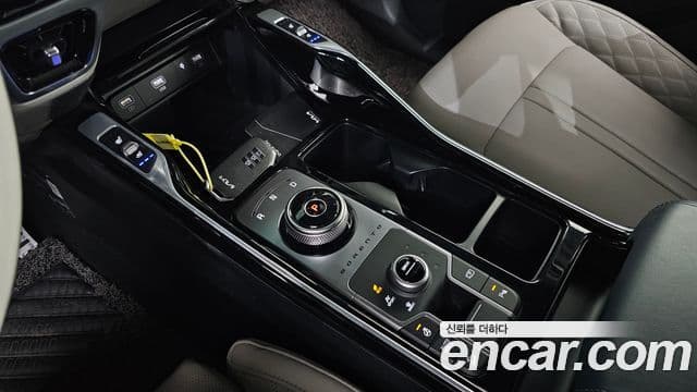 Kia Sorento 2023 — Şəkil 9/20