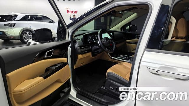 Kia Carnival 2022 — Фото 10/20