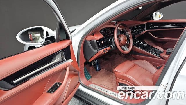 Porsche Panamera 2025 — ფოტო 10/20