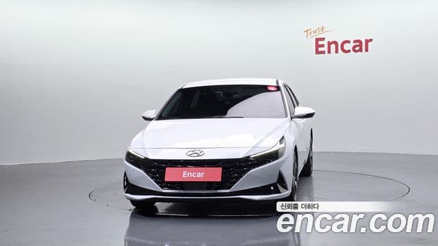 Hyundai The New Avante Hybrid 2020 — Photo 4/20