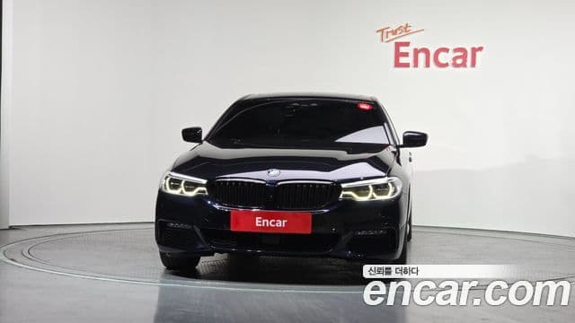 BMW 5 Series 2019 — Şəkil 6/20