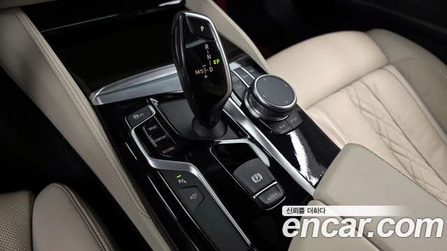BMW 5 Series 2019 — Şəkil 20/20