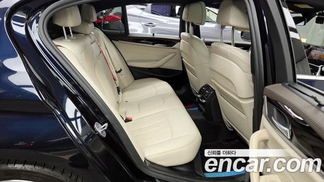 BMW 5 Series 2019 — Şəkil 5/20