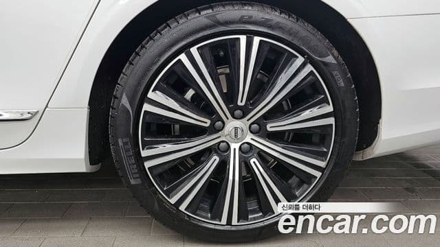Volvo S90 2023 — Photo 15/20