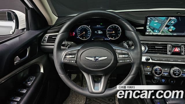 Genesis G70 2022 — ფოტო 15/20