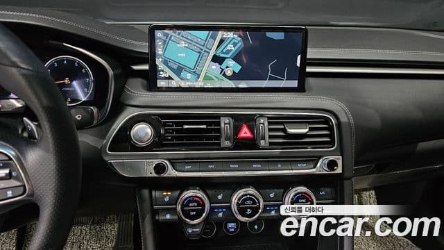 Genesis G70 2022 — ფოტო 1/20
