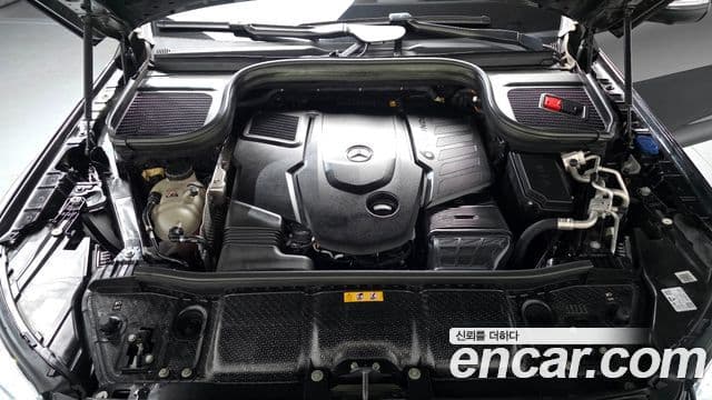 Mercedes-Benz GLS-Class 2023 — Фото 6/20